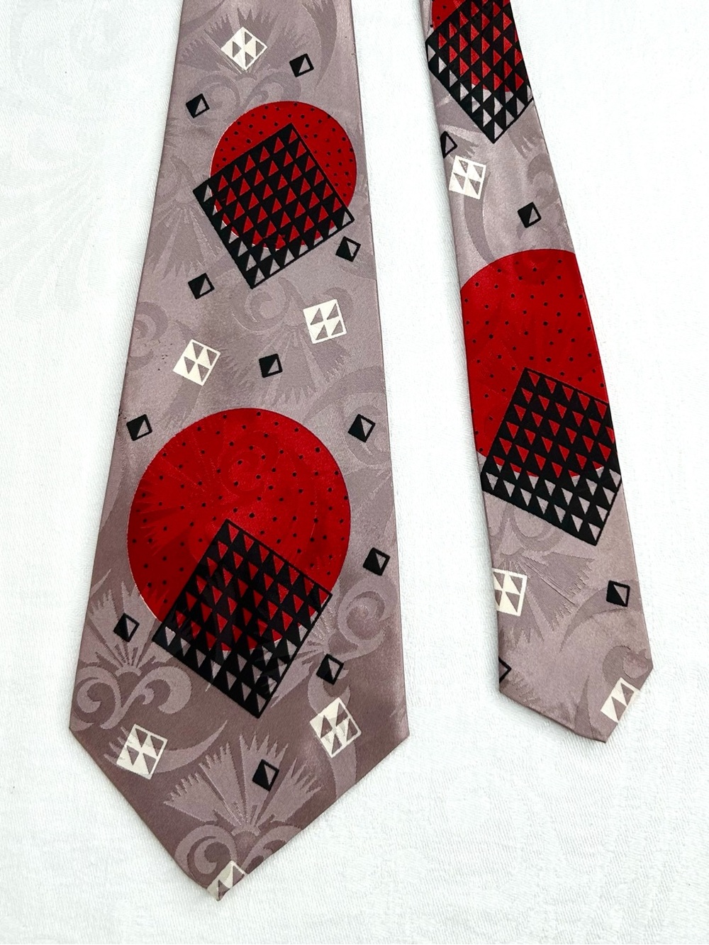 Men's Geometric Red & Taupe Silk Tie - Modern Pattern